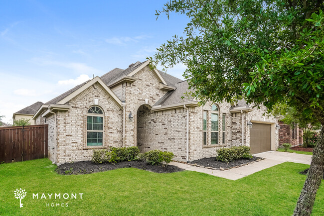 Building Photo - 3626 Pasteur Ln