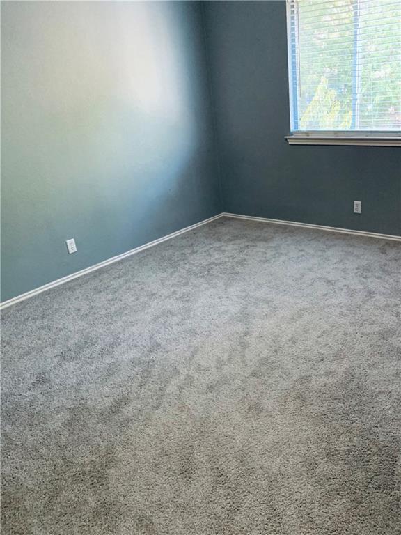 Building Photo - 400 Celery Loop