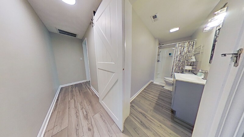 Building Photo - 445 Ames St