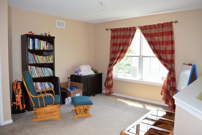 Building Photo - 2146 Cabrillo Ln