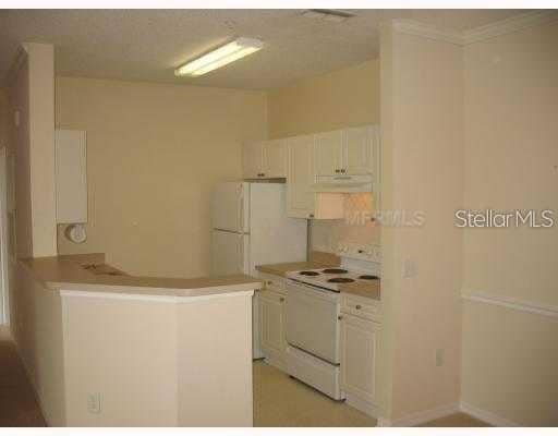 Building Photo - 18001 Richmond Pl Dr