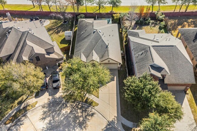 Building Photo - 19407 Alton Springs Dr