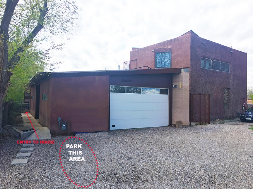 Building Photo - 1720 Avenida Cristo Rey NW