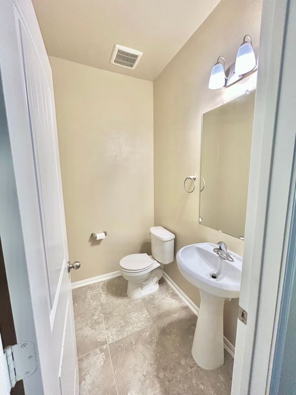 Building Photo - 20618 Sweetstone Grove Ln