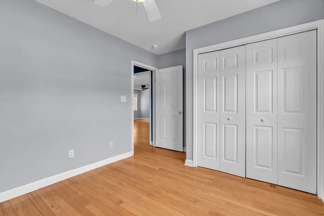 Building Photo - 403 Arabian Ln