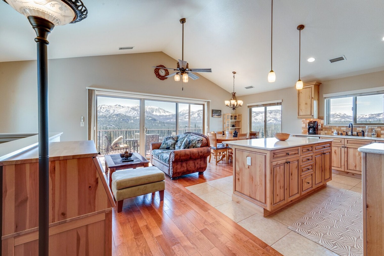 Building Photo - 799 Lookout Point Cir