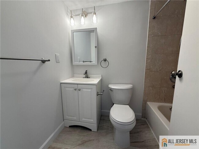 Building Photo - 53 Cottonwood Ct