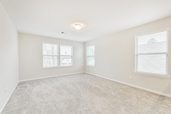 Building Photo - 2036 Elkington Cir