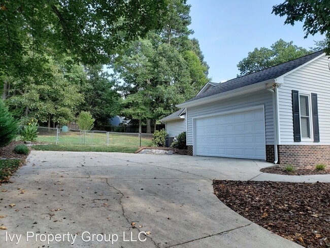 Building Photo - 3 br, 2 bath House - 3664 DellingDowns Dr.