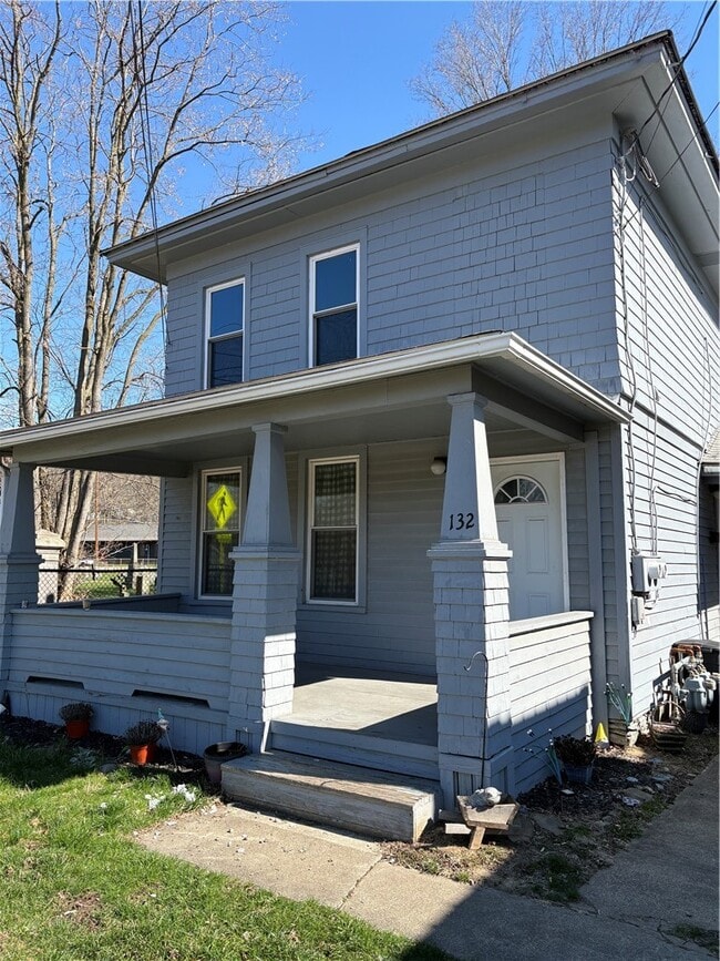 Building Photo - 132 W High St