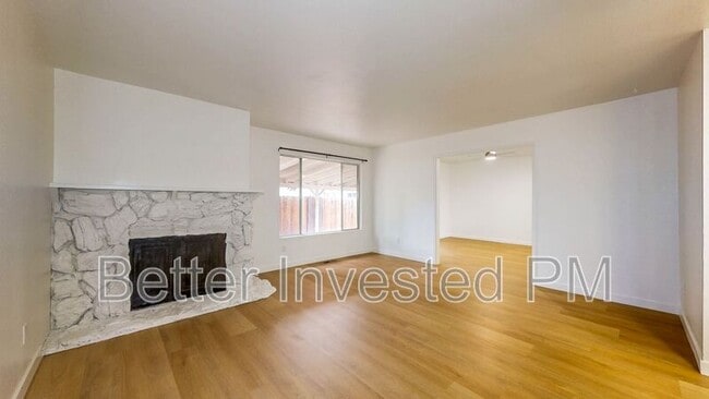 Building Photo - 570 Pomo Dr