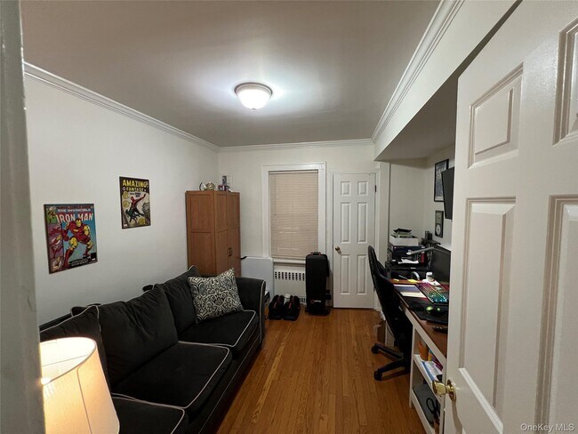 Building Photo - 23 Merritt Ave