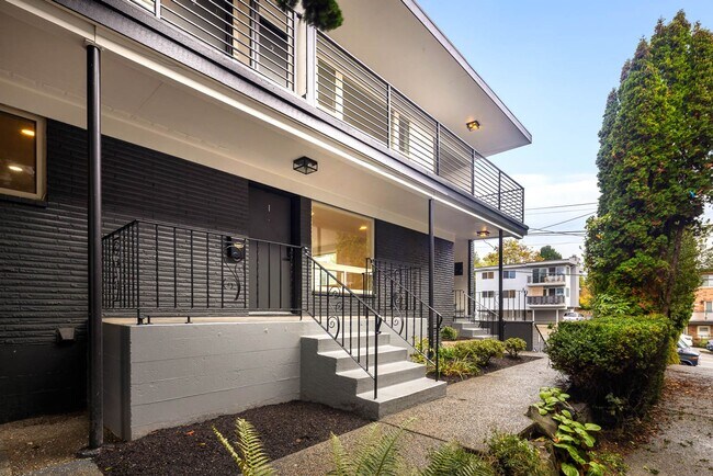 Building Photo - 6721 24th Ave NW