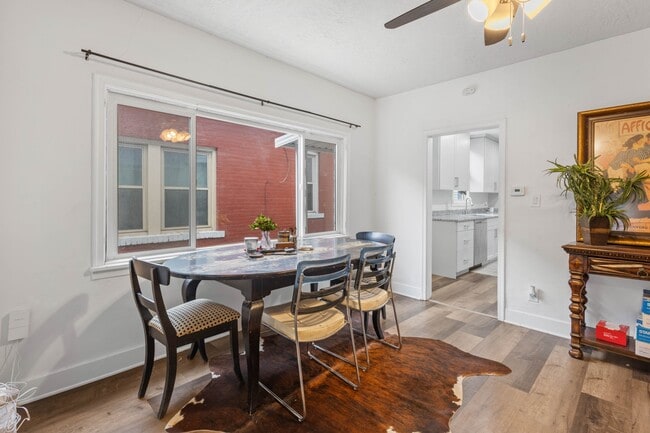 Building Photo - 722 S 700 E