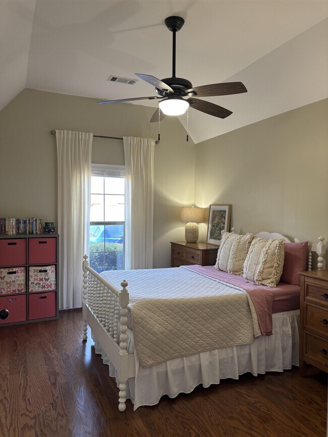 Building Photo - 6399 William Hill Dr