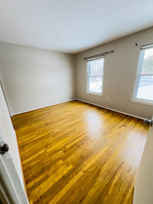 Building Photo - 102 Hopkins Ct