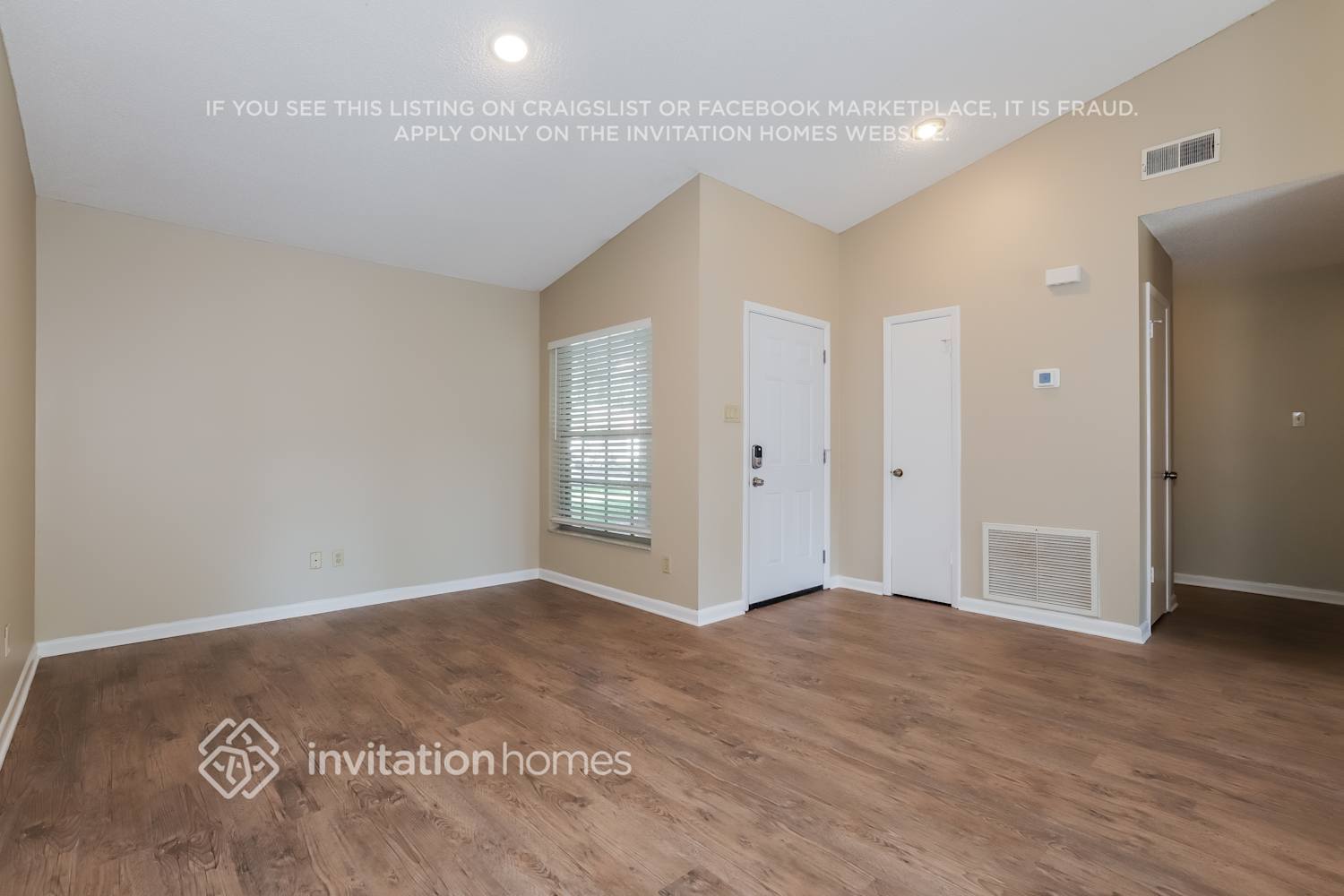 Building Photo - 1624 Gardner Dr