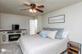 Building Photo - 8933 Lakehurst Dr