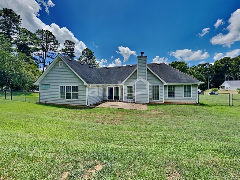 Building Photo - 412 Briarwood Rd
