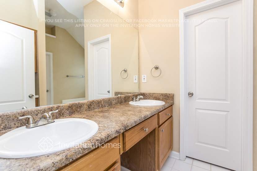 Building Photo - 2961 Tiffany Mazelle Ct