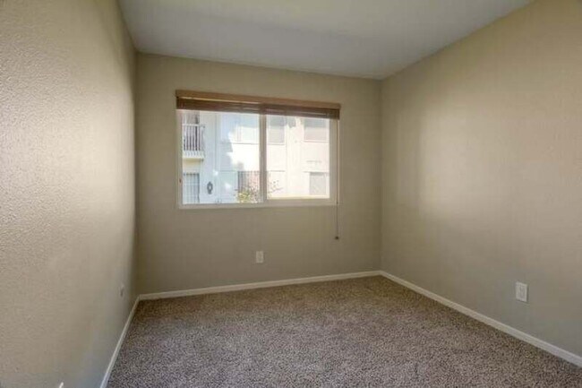 Building Photo - 6318 Caminito Andreta