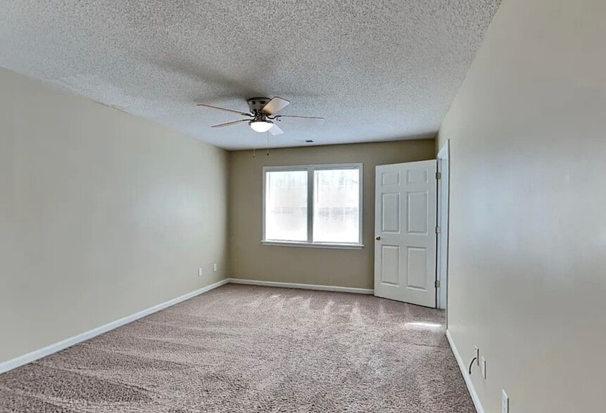 Building Photo - 7517 Thebes Dr