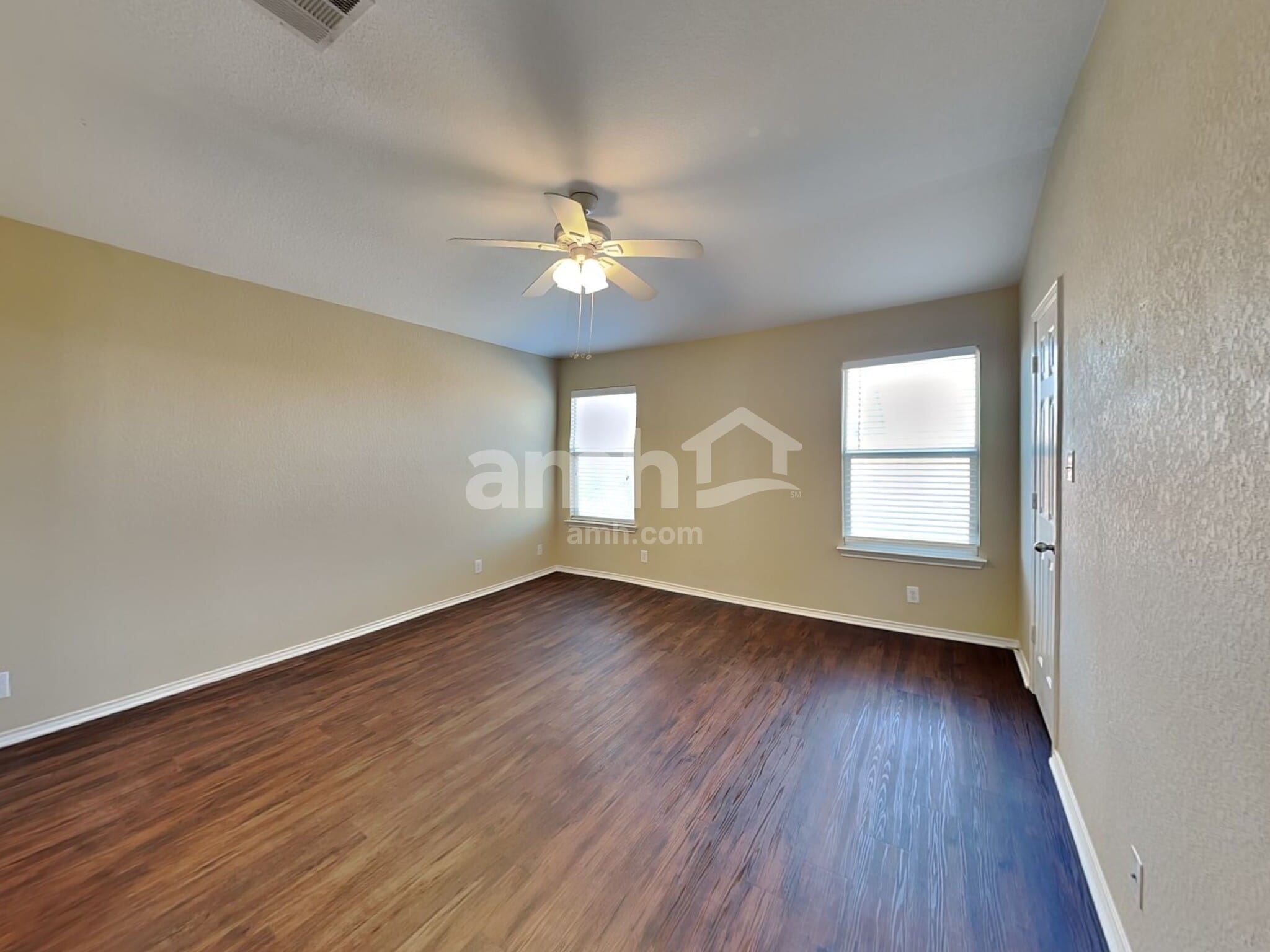 Building Photo - 631 Tom Kemp Dr