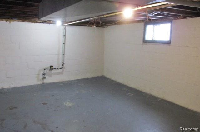 Building Photo - 995 Lakeview St