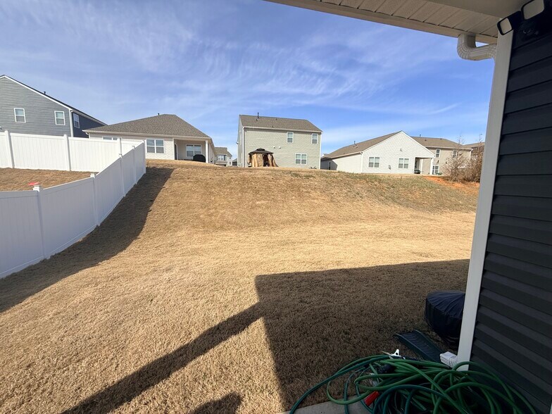 Building Photo - 932 Greyford Ln