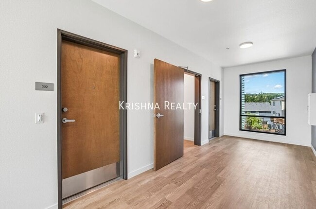 Building Photo - 7650 NW 170th Ave