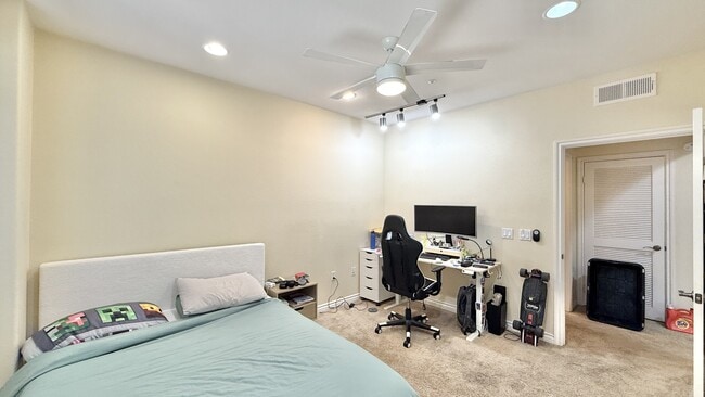 Building Photo - 4155 Executive Dr