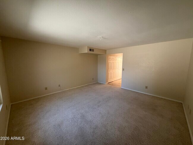 Building Photo - 10402 E Regal Dr