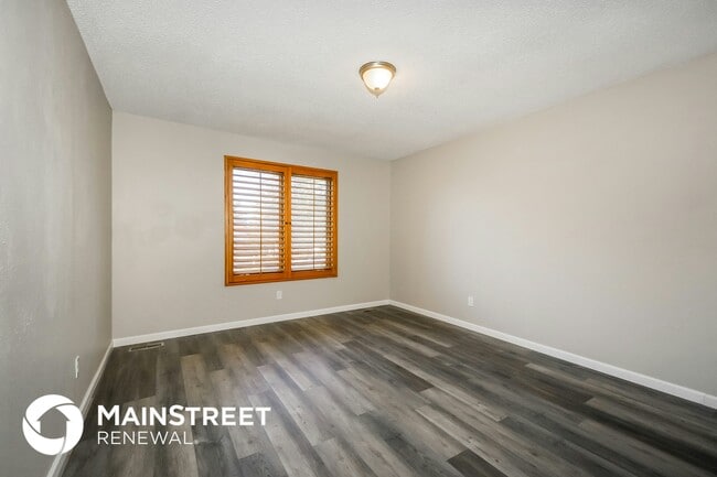 Building Photo - 1030 Rosary Tree Ct