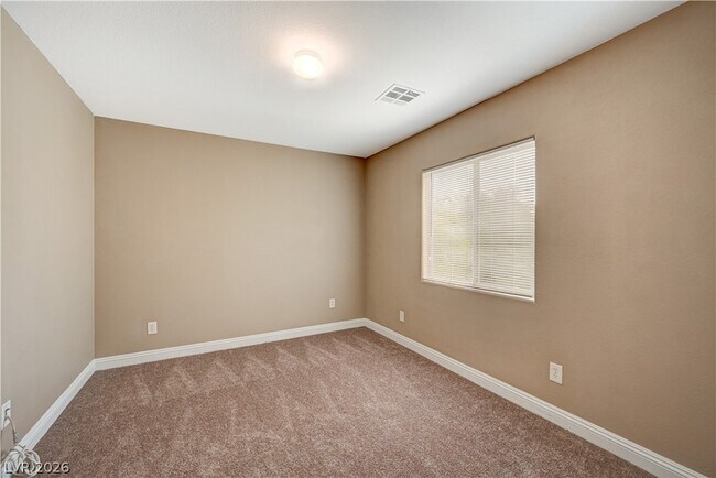 Building Photo - 9185 Wild Briar Ln