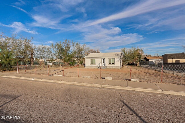 Building Photo - 580 Chula Vista St