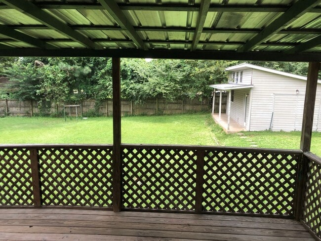 Building Photo - Charming 3-Bedroom Home in a Great Searcy Location!