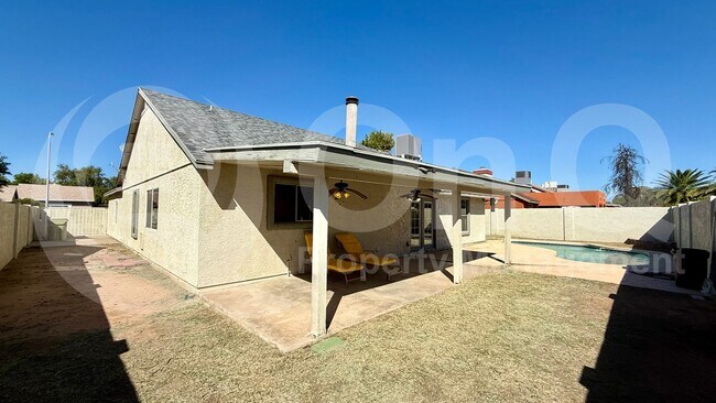 Building Photo - 7205 W Krall St