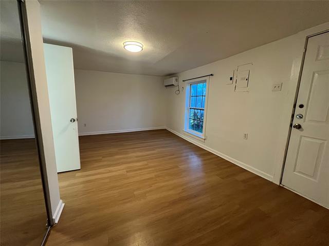 Building Photo - 5536 Goodman Ave