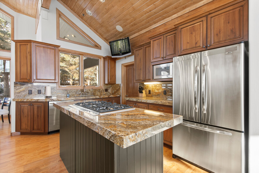 Building Photo - 3133 Mountain Ridge Ct