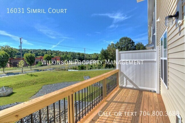 Building Photo - 16031 Simril Ct