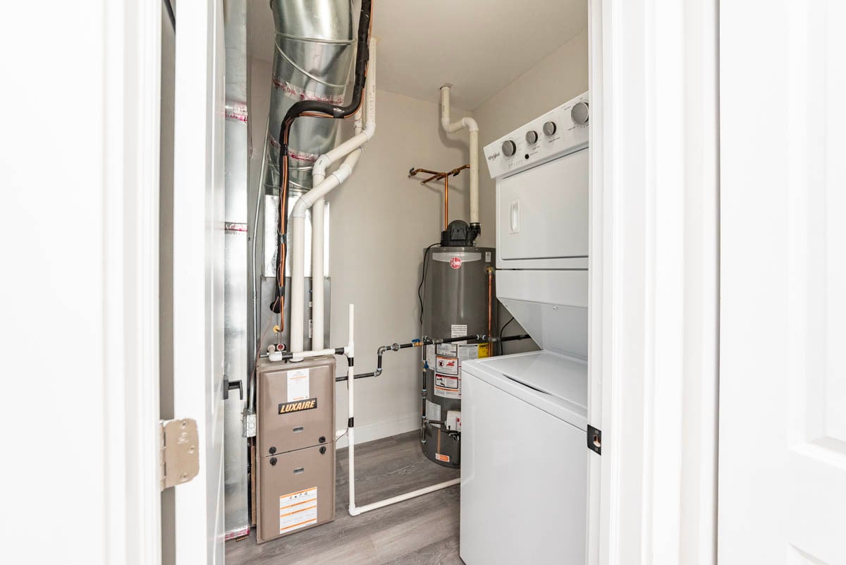 Building Photo - 2000 W 22nd Pl