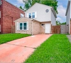 Building Photo - 890 A Ave