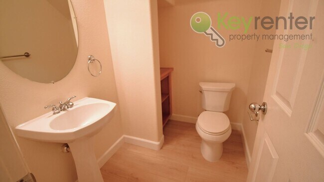 Building Photo - Poway Unified School District | Townhouse in The 4S Ranch| Quick and convenient access to SR-56