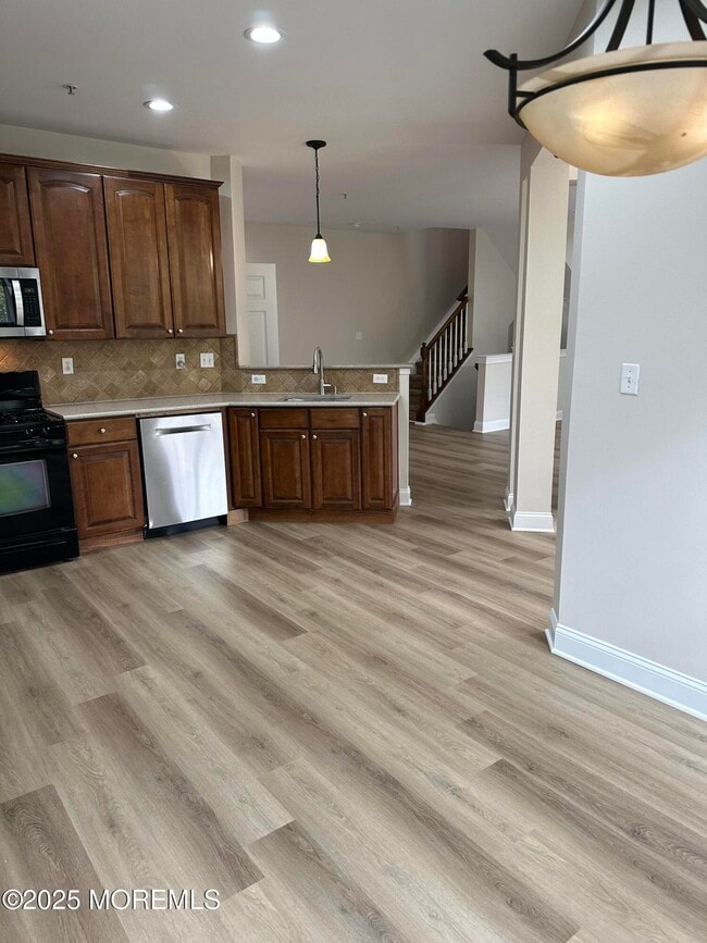 Building Photo - 1006 Abby Rd