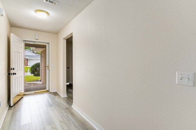 Building Photo - Welcome to this radiant and exquisite home...