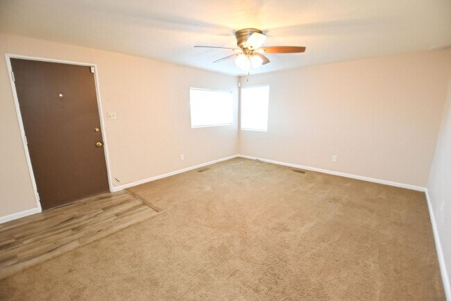 Building Photo - McKinley Terrace Home for Rent in South Bend, IN