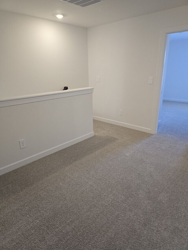 Building Photo - New Construction 3BR/2.5BA Townhome in NW ...