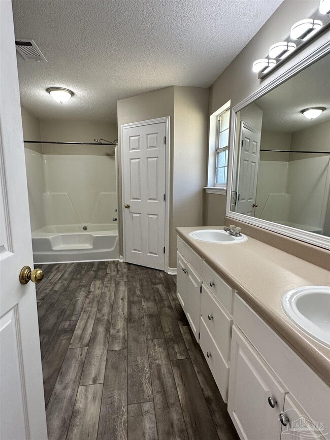 Building Photo - 7170 Rampart Way