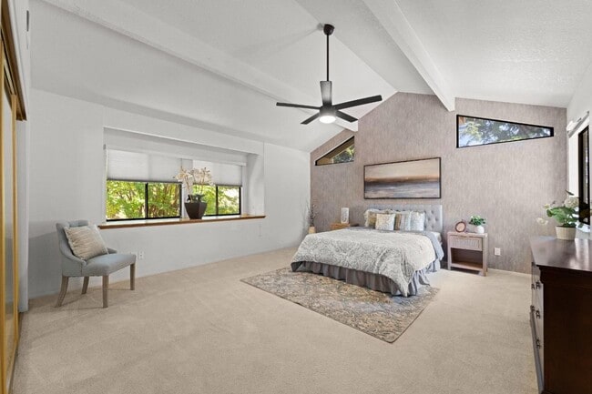 Building Photo - 4 Bedroom Home in Sierra Oaks