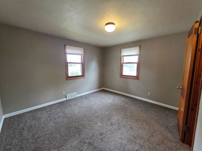 Building Photo - 1636 Edison St
